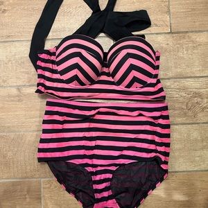 Torrid 2 Piece Swim Size 2